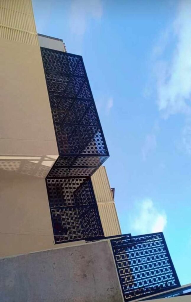 تركيب سواتر قص ليزر حي الياسمين الرياض بتصاميم مودرن