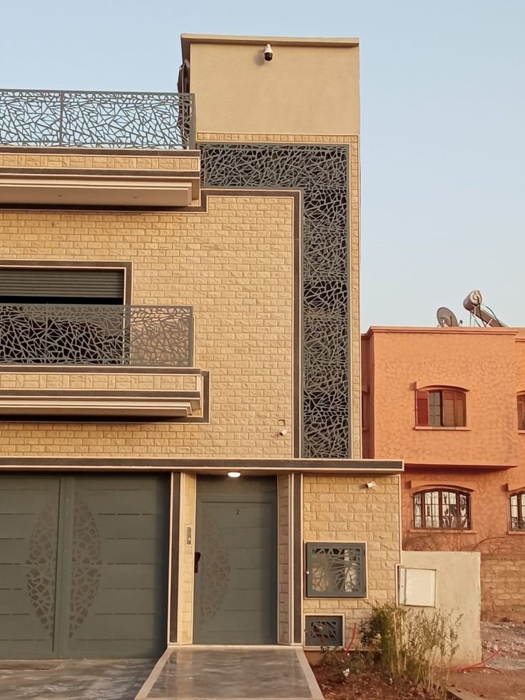 كلادينج بلمسات حديثة تناسب مختلف أنواع المباني.