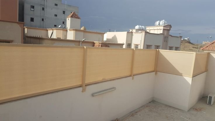 تركيب سواتر PVC بتشطيبات أنيقة.